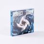 "PERFECT STORM" und "TOMORROW X TOGETHER" auf einem Cover. Darstellung eines stürmischen Wirbels.