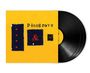 Text: "Pinegrove". Gelber Hintergrund mit blauen Rechtecken, roten Symbolen und sichtbaren Vinyl-Schallplatten.