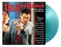 Text: "True Romance motion picture soundtrack" und Künstlerliste.  
Illustration: Mann mit Pistole, Frau im Hintergrund. Aqua Vinyl.