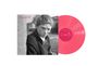 Text "Bleach" und "Side A". 
Cover: Junge lehnt an Betonwand, schaut ernst. 
Pinkfarbene Vinylplatte.