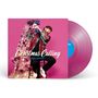 "Christmas Calling" und "Rea Garvey" auf pinkem Hintergrund. Person mit Gitarre, pinker Weihnachtsbaum, rosafarbene Schallplatte.