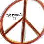 Text: "normal II". Buntes Friedenszeichen in handgezeichneter, farbenfroher Kreideoptik.
