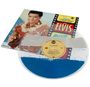 Text: "Elvis", "Blue Hawaii". 
Coverbild: Mann in Hawaiihemd mit Ukulele. 
Schallplatte unten: Blau-weiß gemustert.