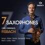 "7 Saxophones" und "Carl-Emmanuel Fisbach" in großen Lettern. Eine Person hält ein Saxophon, dunkler Hintergrund.