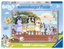: Ravensburger Kinderpuzzle 05622 - Familienzeit - Bodenpuzzle mit 24 großen Puzzleteilen, für kleine Bluey-Fans ab 3 Jahren, SPL