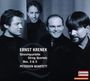 Texte: "ERNST KRENEK Streichquartette Nos. 3 & 5 PETERSEN QUARTETT." Vier Männer in dunkler Kleidung lächeln.