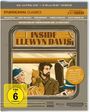 “Inside Llewyn Davis” steht in großen Buchstaben in einem Zugfenster. Darunter eine Illustration mit Personen und einer Katze.