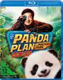 "Ein Film von Derek Hui. Panda Plan: The Magical Tribe. Mit Hu Hu & Jackie Chan. Ein Mann und ein lächelnder Panda im Dschungel."