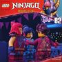 Texte: NINJAGO Dragons Rising, 82. Illustration: Drei Lego-Figuren in Rüstungen stehen in einer Szene.