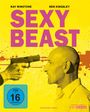 Großer pinker Text "SEXY BEAST"; gelber Hintergrund; ein Mann sieht einer Pistole ins Gesicht.
