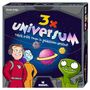 „3x Universum: Taktik trifft Tempo im galaktischen Wettlauf!“ Cartoon-Illustration mit drei Figuren und Planeten.