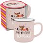 Tasse mit Text „Du bist einfach wau!“ in verspielter Schrift, dazu ein fröhlicher Hund mit gestreiftem Pullover.
