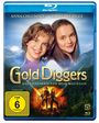 "Gold Diggers: Das Geheimnis von Bear Mountain," FSK ab 6. Anna Chlumsky und Christina Ricci lächelnd über Landschaft.