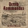 "Death Kommando" oben, "The Great Offensive" unten. Illustration eines Schlachtfeldes mit Trümmern und Soldaten.