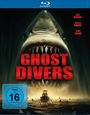 "Ghost Divers", FSK 16, mit Mike Bolton, Angella Dawne, Mark Clark. Hai mit bedrohlichen Zähnen, darunter ein kleines Boot im Meer.