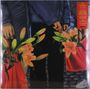 Der Text oben rechts lautet: "The Wedding." Gemälde: Zwei Personen tragen rote Taschen mit orangefarbenen Lilien.
