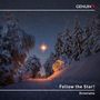 Text: "Follow the Star! Octavians". Winterlandschaft mit schneebedeckten Bäumen und einem strahlenden Stern am Himmel.