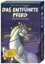 „Das entführte Pferd. Deine Rätsel-Challenge.“ Illustration: ein erschrockenes Pferd vor einem Haus bei Nacht.