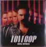 "LOVECOP" und "ROYAL REPUBLIC". Männer in Lederjacken vor roten Neonstreifen.