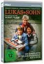 DVD-Cover: "LUKAS + SOHN", Krimiserie, 3 DVDs, FSK 12. Drei Personen, eine hält ein Modellboot.