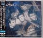 Texte: "a-ha", "Stay on These Roads", "FOREVER YOUNG". Schwarz-weißes Portraitfoto von drei Männern.