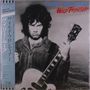 "Back to Genuine Rock" und "Gary Moore Wild Frontier" stehen in englischen und japanischen Zeichen. Ein Mann mit Gitarre.