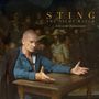 STING THE NIGHT WATCH Live at the Rijksmuseum. Ein Mann sitzt an einem Tisch vor einem historischen Gemälde.