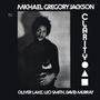 „Michael Gregory Jackson“, „Clarity“, „Oliver Lake, Leo Smith, David Murray“. Schwarz-weißes Porträt mit Katze.