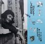 Texte: "LANDE HEKT," "HOUSE WITHOUT A VIEW." Frau lächelt aus einem Fenster, daneben Illustrationen: Blume, Schere, Katze.