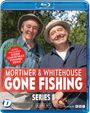 Text: "Mortimer & Whitehouse Gone Fishing, Series 8. Also includes Gone Christmas Fishing 2024! 2 Disc Set." Zwei Männer mit Angelruten.