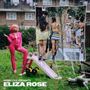 Text: "FABRICLIVE PRESENTS ELIZA ROSE". Frau in pinkem Anzug neben einer bunten Illustration im Garten.