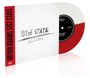 "51st STATE" ist handschriftlich notiert; am Rand "BRYAN ADAMS 51ST STATE". Eine halb rote, halb weiße Vinyl-Schallplatte.