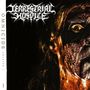 "OMNICIDE - CHAPTER I" an der Seite, oben "TERRESTRIAL HOSPICE" Logo. Nahaufnahme eines Gesichts, teils schwarz bemalt.