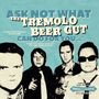 "ASK NOT WHAT THE TREMOLO BEER GUT CAN DO FOR YOU..." Vier Männer, retro Stil, blau-beiger Hintergrund.