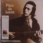 "Paco de Lucía", "Fuente y Caudal", 180 Gramm. Sepia-Ton. Person spielt Gitarre und schaut nach links.