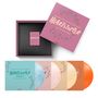 "Soundtrack from the Netflix series and film Heartstopper, Music by Adiescar Chase." Mehrere bunte Vinyl-Schallplatten.