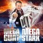 Text: "MARIO K", "MEGA GUAT", "MEGA STARK". Ein Mann mit Akkordeon, Daumen hoch, vor Feuerwerk und Bergkulisse.