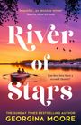 "River of Stars", Zitat: "Can first love have a second chance?". Boot auf See bei Sonnenuntergang, rosa und lila Himmel.