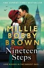 Millie Bobby Brown: Nineteen Steps, Buch