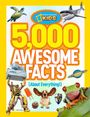 Text: „5,000 Awesome Facts (About Everything!).“ 

Illustration: Schildkröte, Hai, Saturn, Roboter, Hund, Frosch, Eis am Stiel, Praline, Schild.