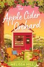 „The Apple Cider Orchard“ von Melissa Hill. Illustration zeigt eine gemütliche Apfelplantage mit Sitzbank und saftigen Äpfeln.