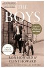 "THE BOYS" steht groß oben. "A Memoir of Hollywood and Family" in einem Kreis. Darunter Ron und Clint Howard.