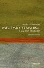 Antulio J. Echevarria Ii: Military Strategy: A Very Short Introduction, Buch
