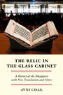 "The Relic in the Glass Cabinet", Buch eines Autors Avni Chag; im Hintergrund altes Manuskript in Vitrine.