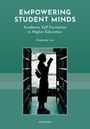 Text: "Empowering Student Minds: Academic Self-Formation in Higher Education" von Soyoung Lee. Silhouette einer Frau in Bibliothek.