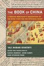 "The Book of China", Beschreibung der Ming-Dynastie. Illustration: Menschen in traditioneller Kleidung in einem Hof.