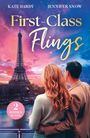 „First-Class Flings“, Autoren Kate Hardy und Jennifer Snow. Ein Paar betrachtet den Eiffelturm bei Sonnenuntergang.