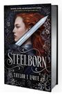 „Steelborn“ von Taylor J. LaRue. Profil einer Frau mit rotem Haar und Schwert, vor floralen Mustern.