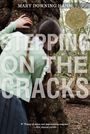 Mary Downing Hahn: Stepping on the Cracks, Buch