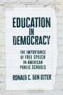 Titel: "EDUCATION IN DEMOCRACY" von Ronald C. Den Otter. Betonhintergrund mit liniertes Papier.
